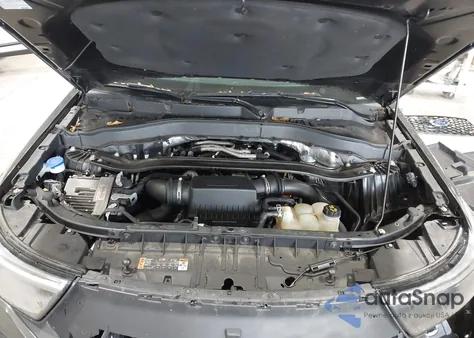 2020 Ford Explorer St z USA, uszkodzony, nr VIN 1FM5K8GC9LGA32449